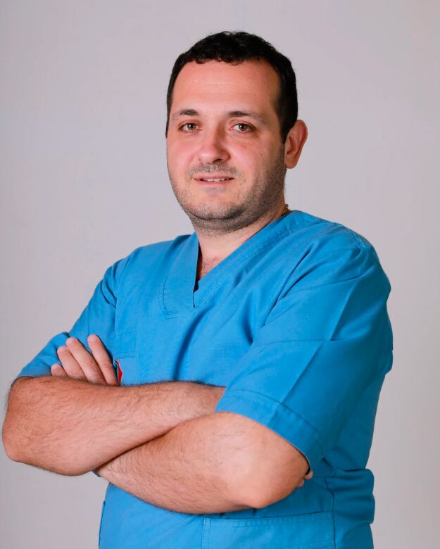 Γιατρός Αισθητικός Κωνσταντίνος Ören